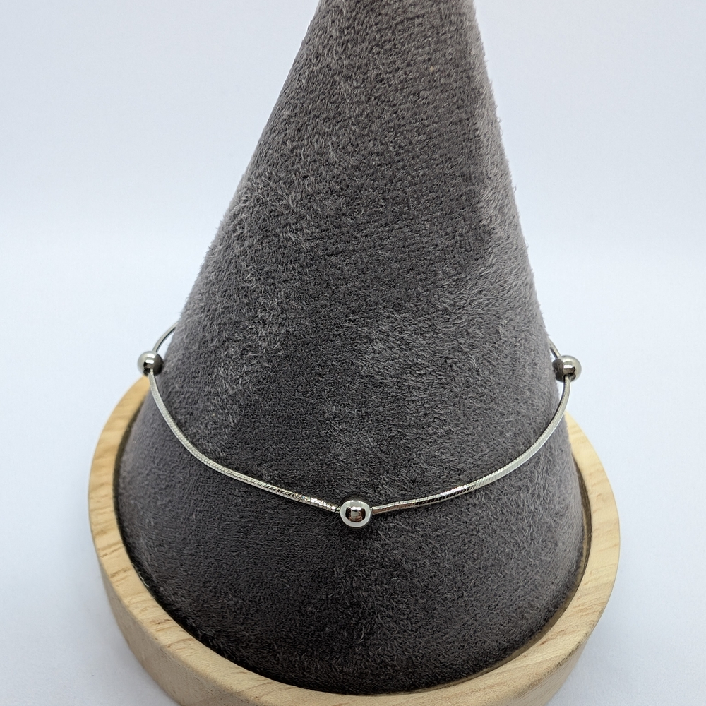 Cute Dainty 925 Silver Bracelet With 3 Small Balls